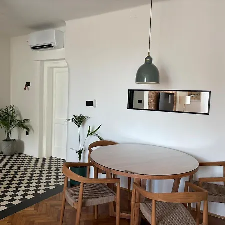 Basil Street - Free Parking Apartman Šibenik