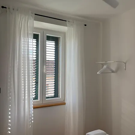 Basil Street - Free Parking Διαμέρισμα Σίμπενικ